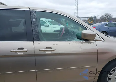 2005 Honda Odyssey Lx z USA, uszkodzony, nr VIN 5FNRL38225B062014